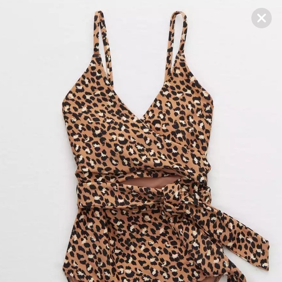 Aerie one piece leopard swimsuit - Picture 5 of 6